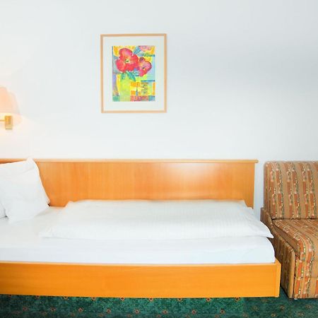 Hotel Zum Hirsch Wertingen Cameră foto
